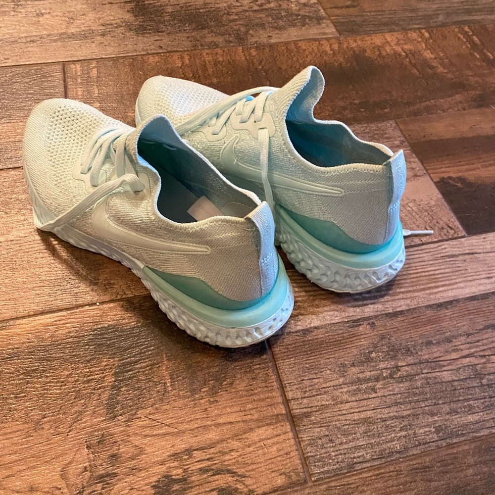 Nike fly knit 9